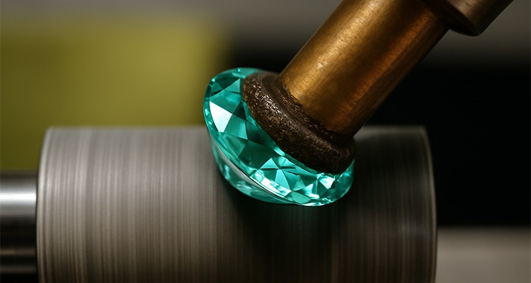 10اشتباه رایج در خرید ابزار گوهرشناسی و گوهرتراشی